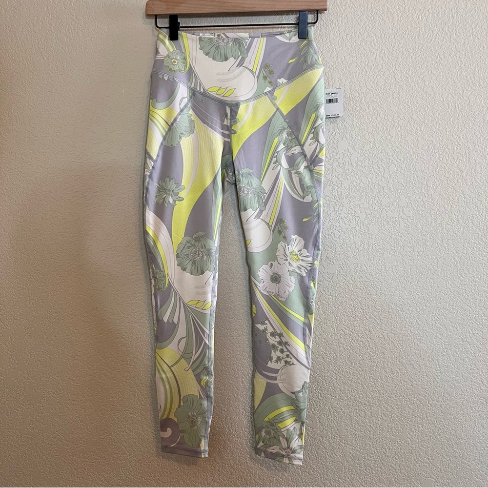 Free People Movement Wave Crush Leggings Size XS NWT